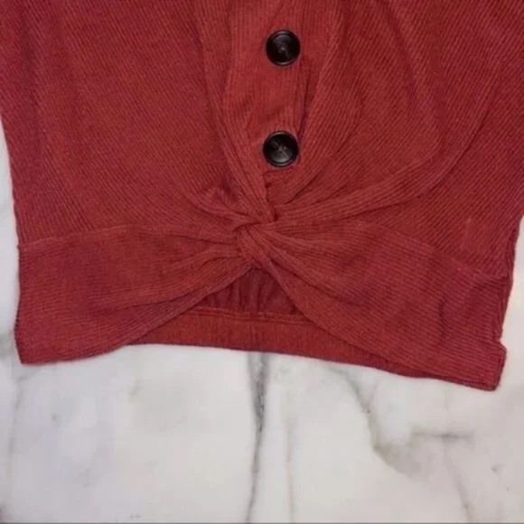 Rust Trumpet Sleeve Twisted V-Neck Blouse - Picture 4 of 6